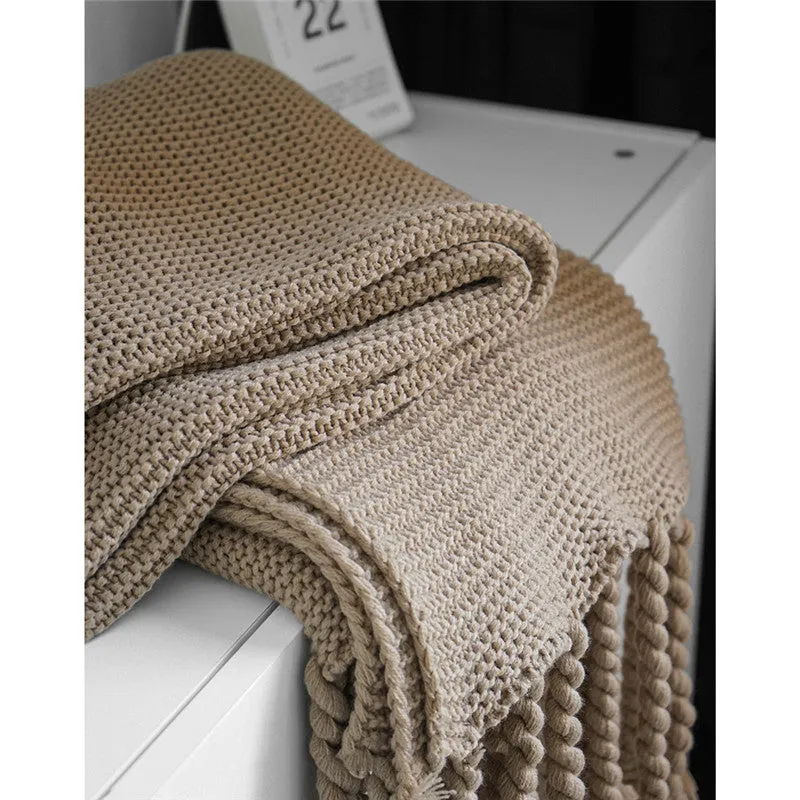 Woolen Knit Throw